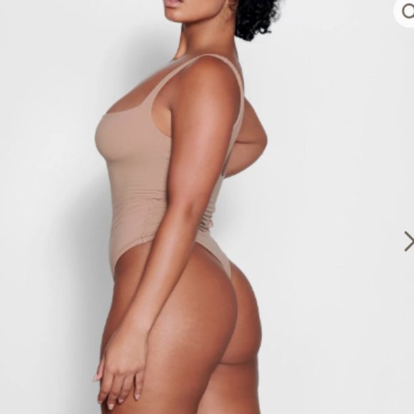 SKIMS (Sienna-NWT) FITS EVERYBODY SQUARE NECK BODYSUIT - Picture 1 of 7